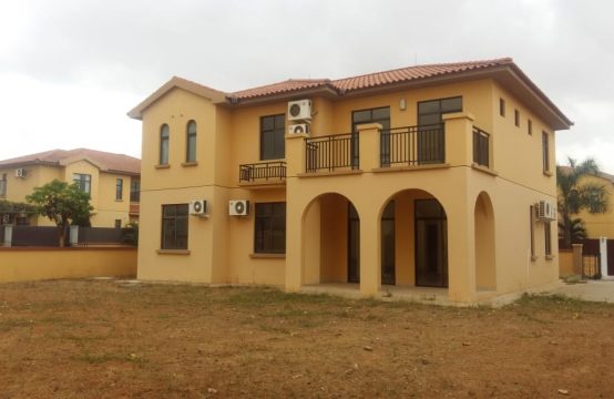 Vivenda V5+1 Virgem jardim de Rosas &#8211; Oportunidade de Mercado