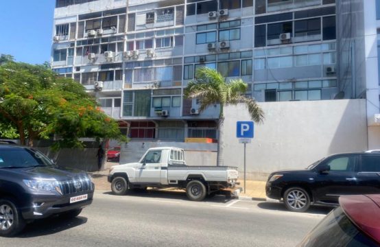 Apartamento T2 R/C Maculusso rua Frederico Welwithcia