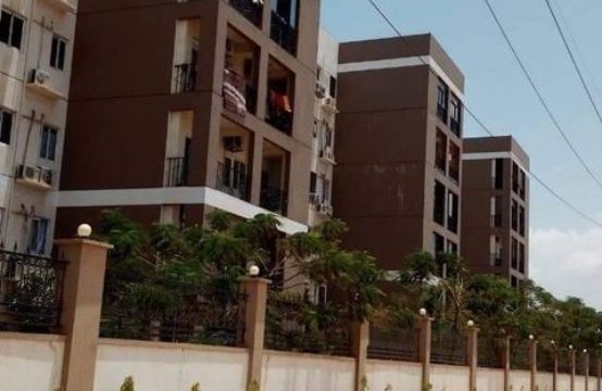Apartamento t3 4 andar Condominio Pedras Negras Via Expressa