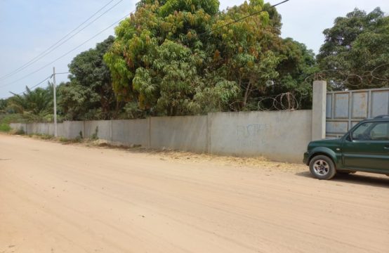 TERRENO de 1.7 Hectares Via Expressa &#8220;kikuxi&#8221;