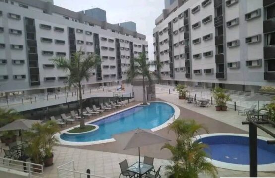 Apartamento T4 Duplex Mobilado &#8211; Condominio Laguna