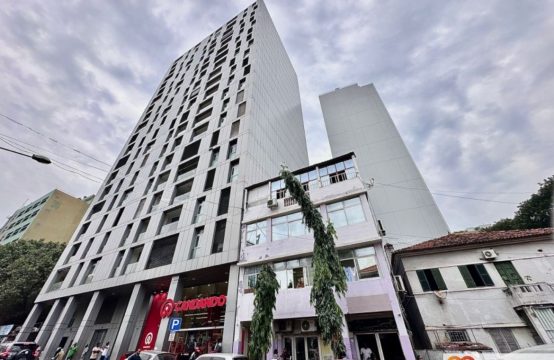 APARTAMENTO T3 MOBILADO E NÃO MOBILADO, TOTALMENTE CLIMATIZADO, NO EDIFÍCIO PLATINUM