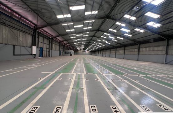 ARRENDA-SE COM A OPÇÃO DE VENDA ESTE ARMAZÉM, LOCALIZADO NO MORRO BENTO