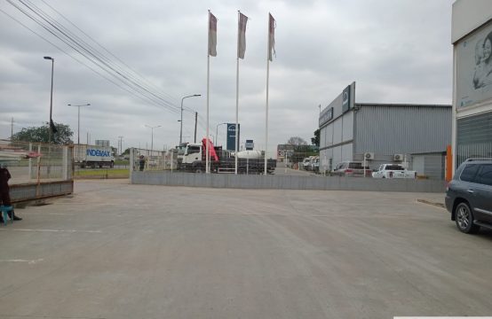 ARRENDA-SE ARMAZÉM DE 1.500m², LOCALIZADO EM VIANA