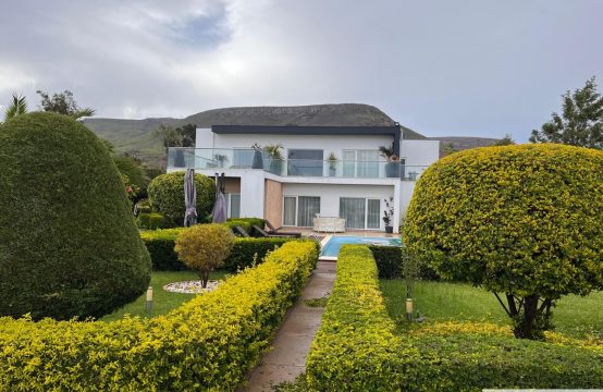 VENDE-SE VIVENDA V6 DE LUXO, LOCALIZADA NO LUBANGO