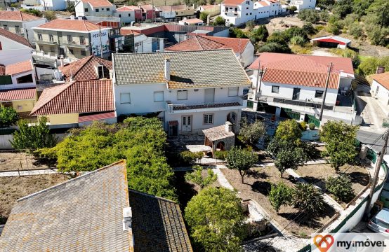 Moradia V6, em Alenquer/ Lisboa