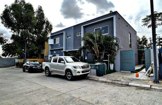 ARRENDA-SE MORADIA V3, LOCALIZADA NO CONDOMÍNIO CACILHAS (LAR DO PATRIOTA)