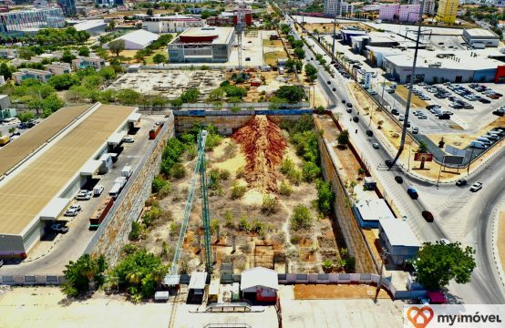 VENDE-SE TERRENO COM UMA ÁREA DE 1 HECTARE, LOCALIZADO NO TALATONA